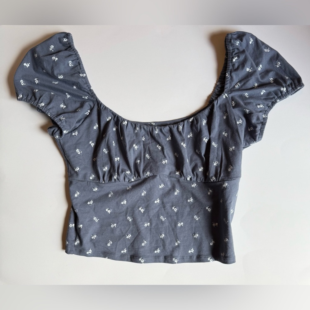 Hollister Charcoal Floral Blouse